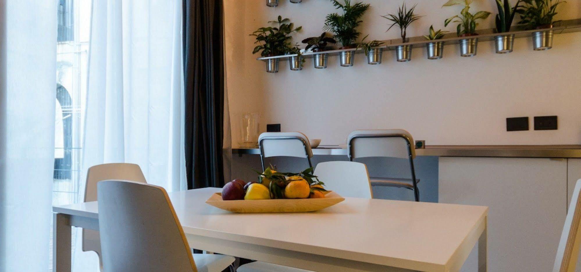 Pietranera Apartments كاتانيا المظهر الخارجي الصورة